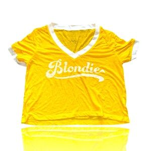 BLONDIE: Vintage Style Convert V-Neck Tee: New Wave: Debbie Harry: Womens Shirt